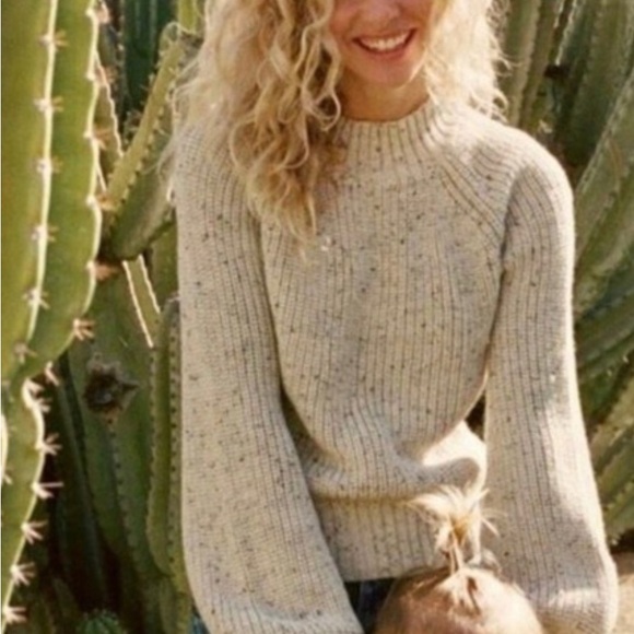 Doen Lulu Sweater in Oatmeal - Picture 2 of 11